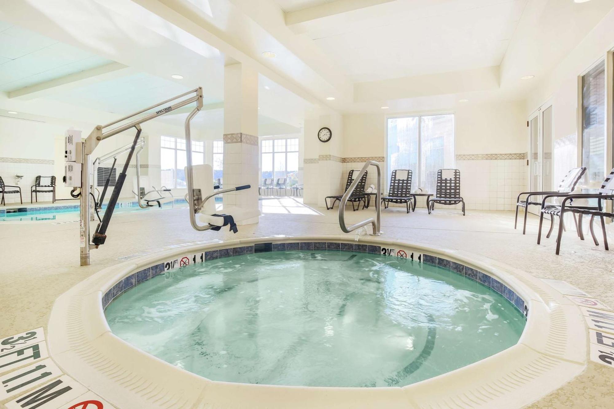 Hilton Garden Inn Roanoke Rapids Eksteriør billede