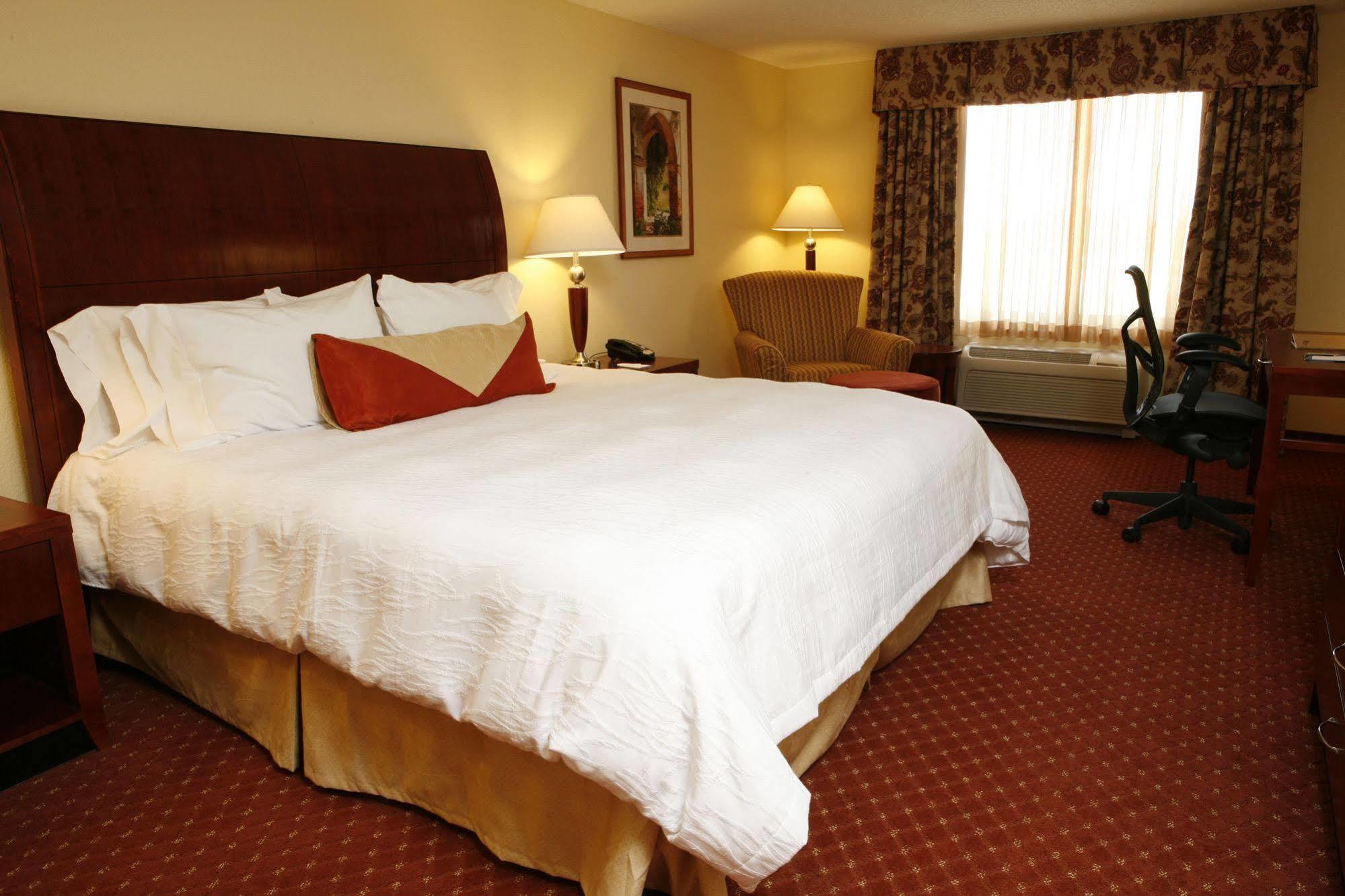 Hilton Garden Inn Roanoke Rapids Eksteriør billede